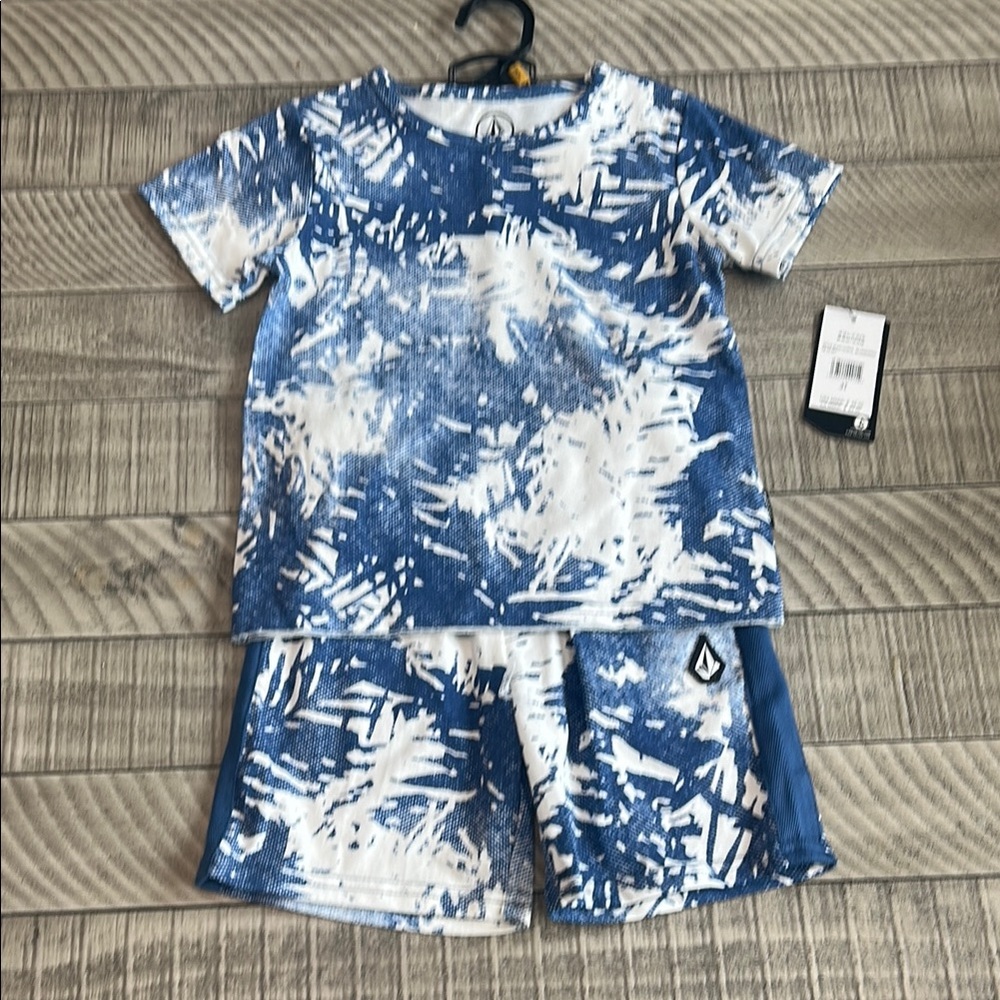 Volcom Blue and White Artistic Pajama Set